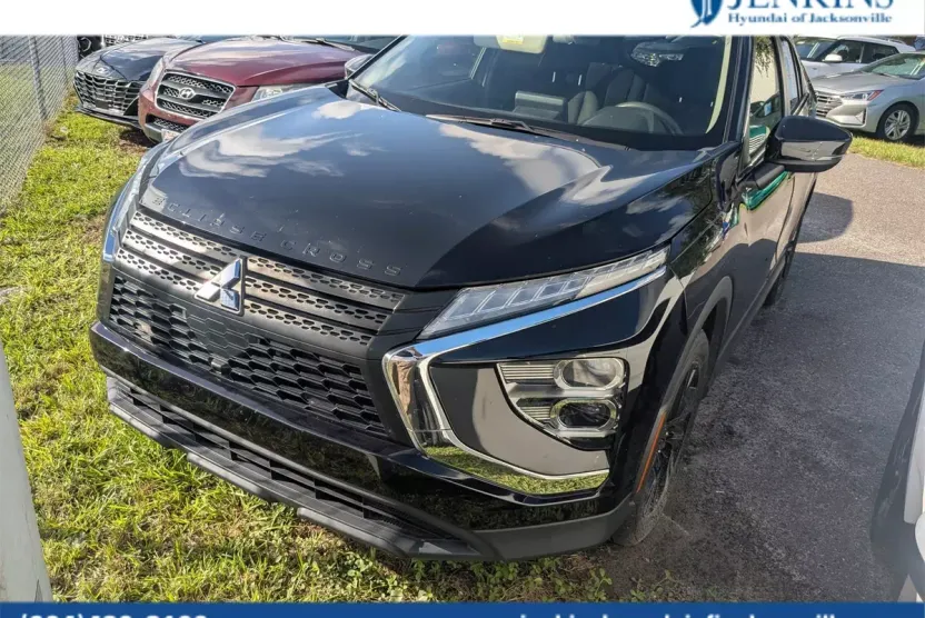 2023 Mitsubishi Eclipse Cross LE Ralliart photo 1