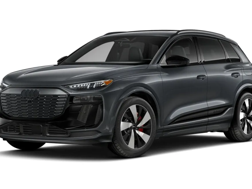 2025 Audi SQ6 photo 1