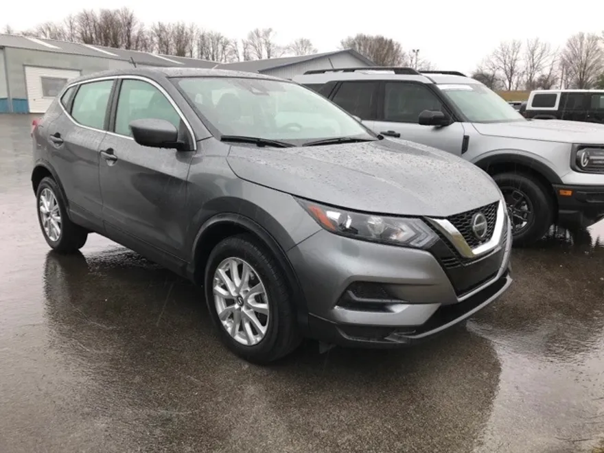 2021 Nissan Rogue Sport S photo 1