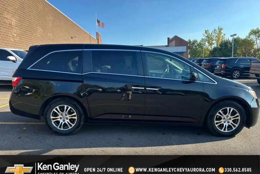 2012 Honda Odyssey EX-L photo 1