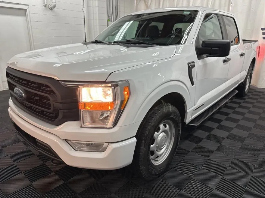 2023 Ford F-150 XL photo 1