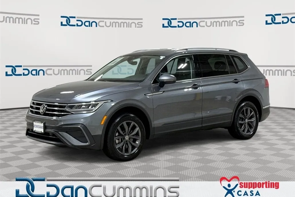 2023 Volkswagen Tiguan SE photo 1