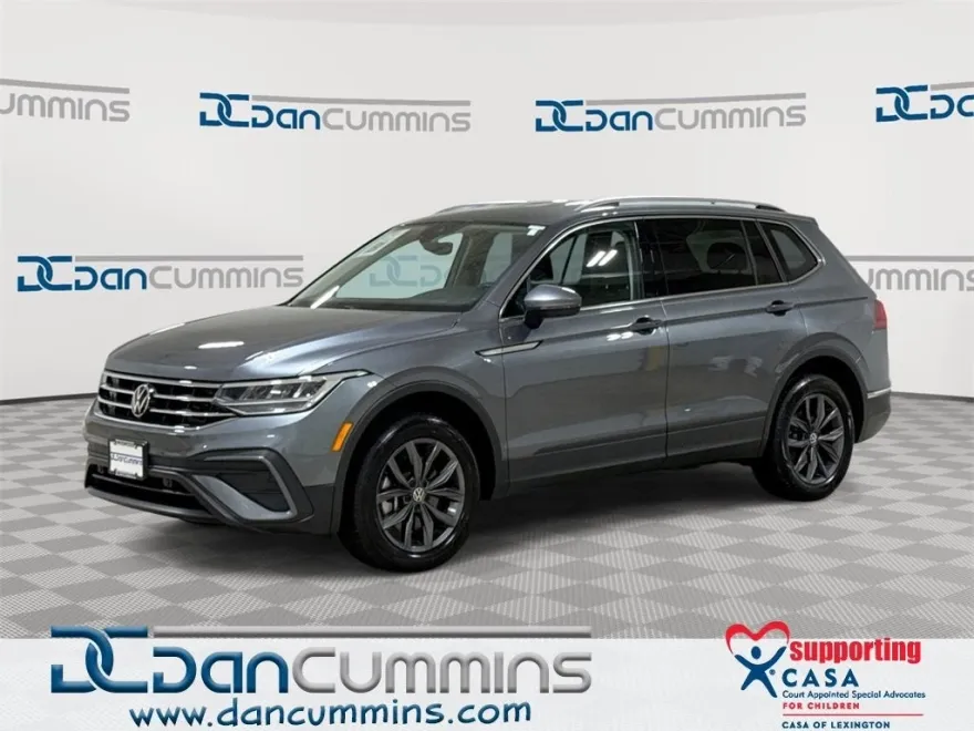 2023 Volkswagen Tiguan SE photo 1