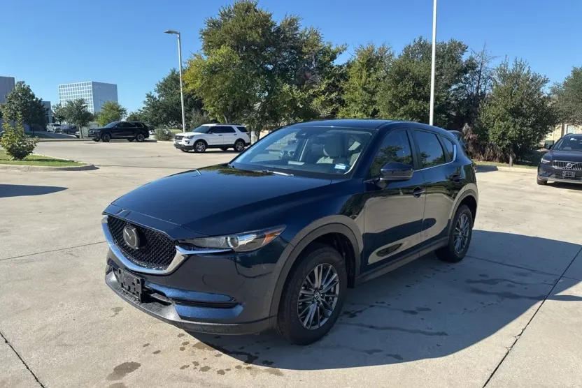 2020 Mazda CX-5 Touring photo 1