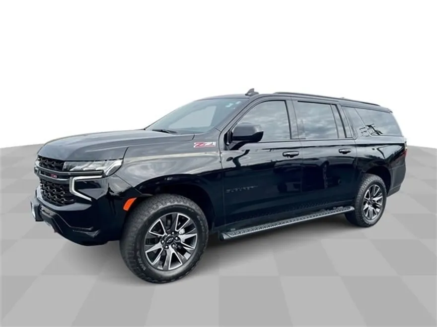 2021 Chevrolet Suburban Z71 photo 1
