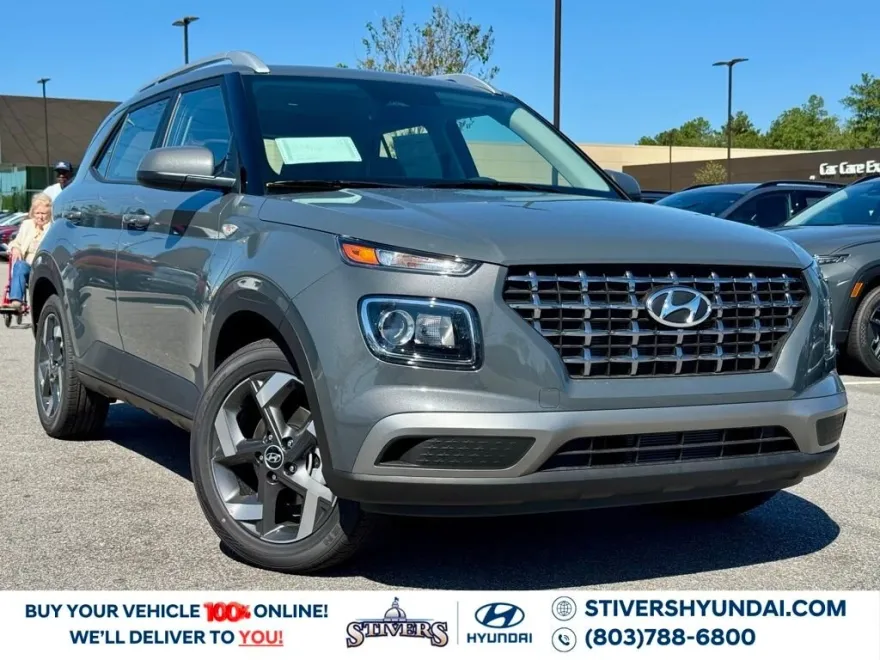 2026 Hyundai Venue SEL photo 1
