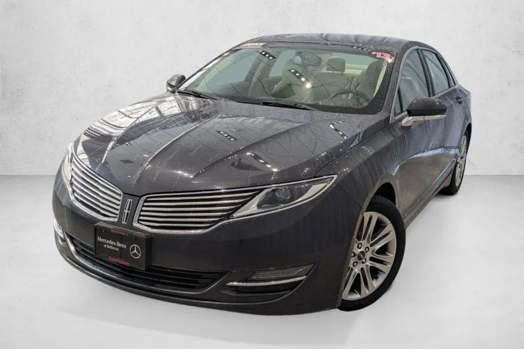 2013 Lincoln MKZ Base photo 1