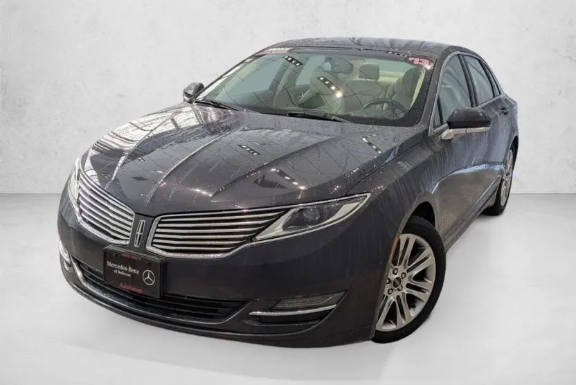 2013 Lincoln MKZ Base photo 1