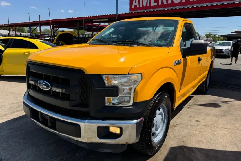 2016 Ford F-150 XLT photo 1