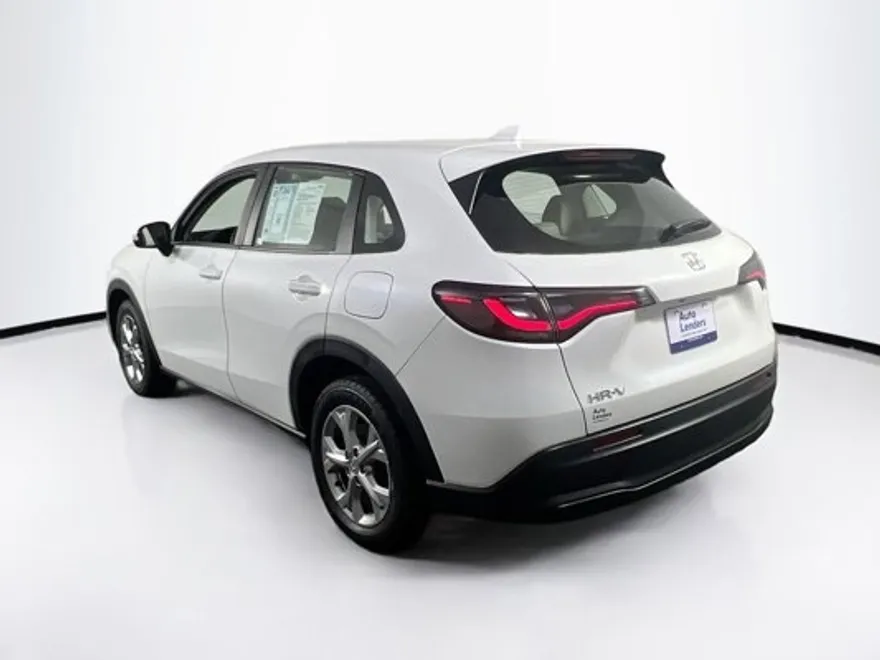 2023 Honda HR-V LX photo 1