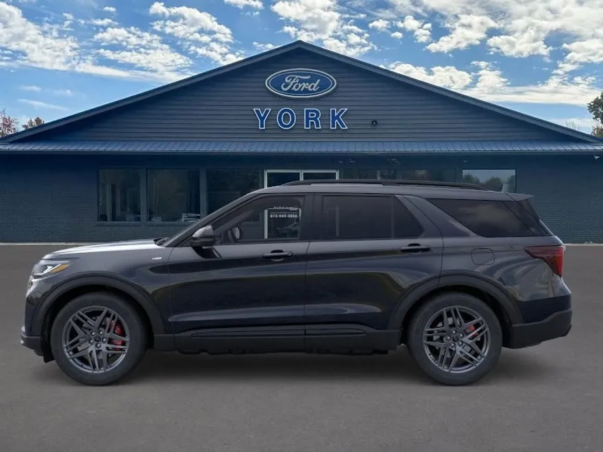 2025 Ford Explorer ST-Line photo 1