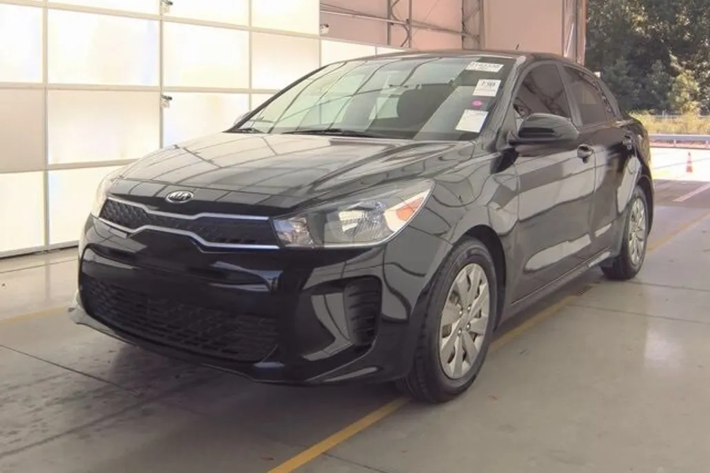 2020 Kia Rio LX photo 1