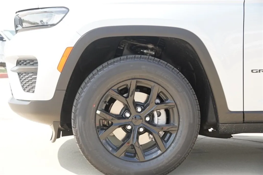 2025 Jeep Grand Cherokee Altitude X photo 1