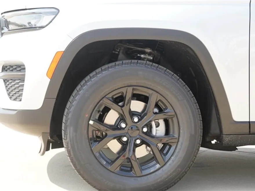 2025 Jeep Grand Cherokee Altitude X photo 1