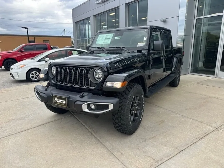 2025 Jeep Gladiator Sport photo 1