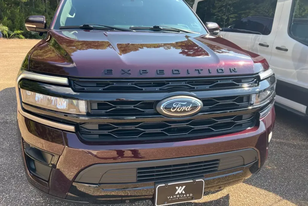 2024 Ford Expedition MAX Limited photo 1