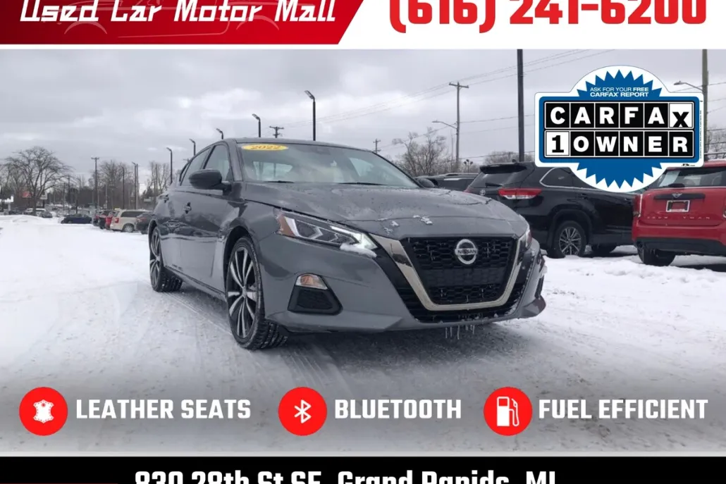 2022 Nissan Altima 2.5 SR photo 1