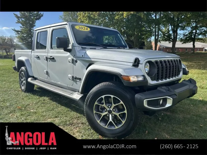 2024 Jeep Gladiator Sport S photo 1