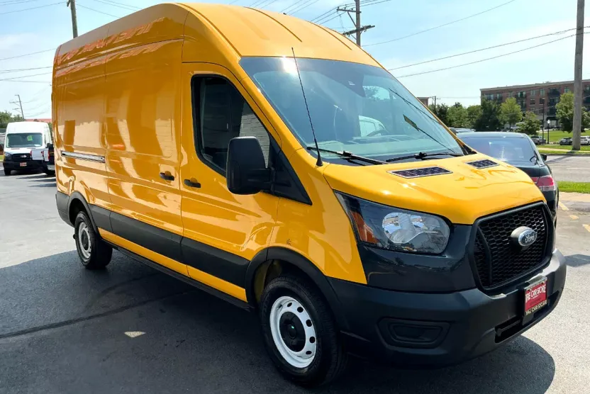 2021 Ford Transit Cargo Van photo 1