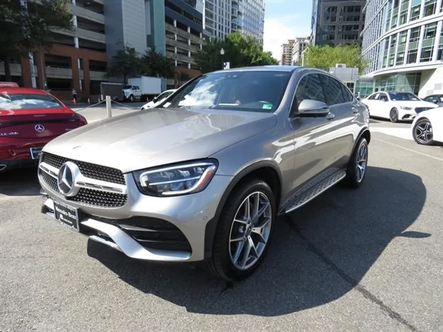 2021 Mercedes Benz GLC 300 photo 1