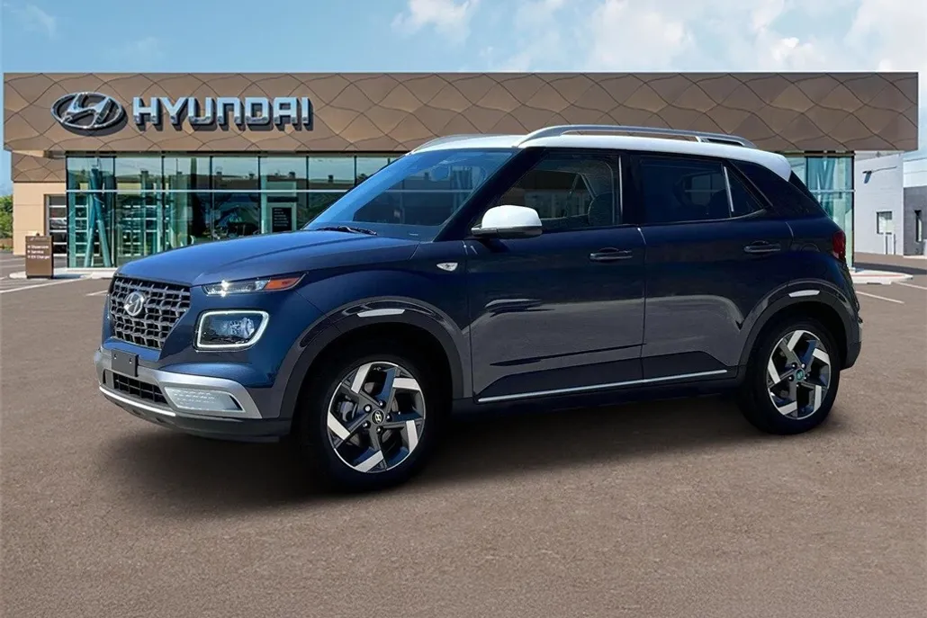 2025 Hyundai Venue Limited photo 1