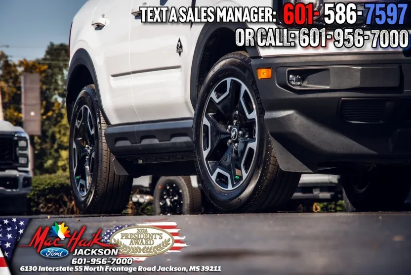 2023 Ford Bronco Sport Outer Banks photo 1