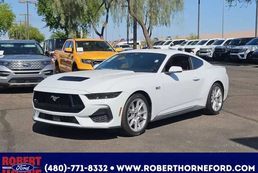 2025 Ford Mustang GT Premium photo 1