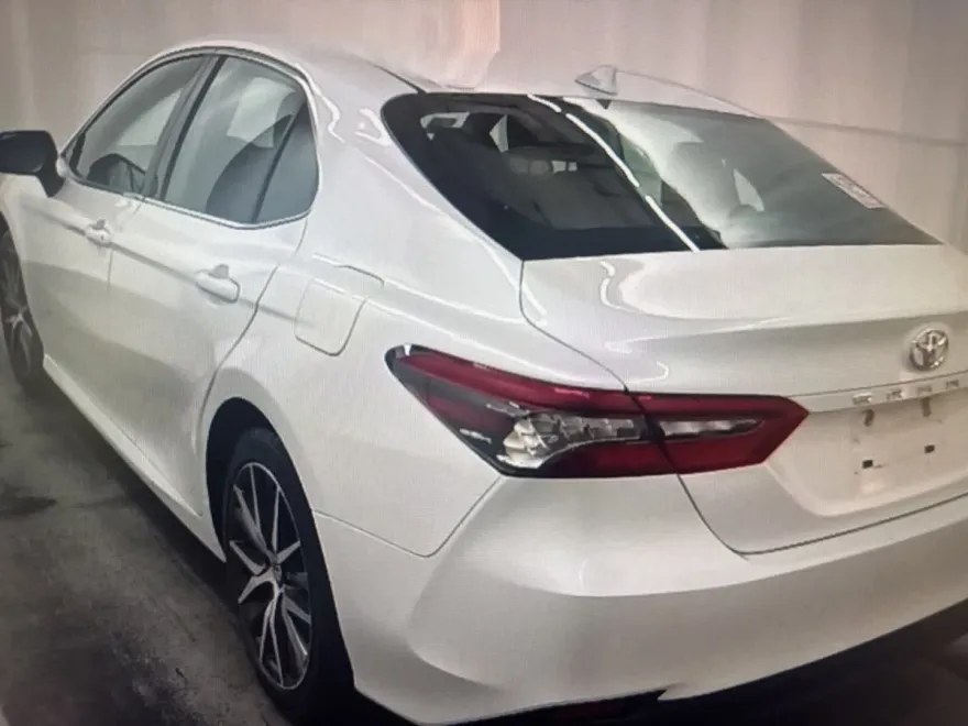 2024 Toyota Camry XLE photo 1