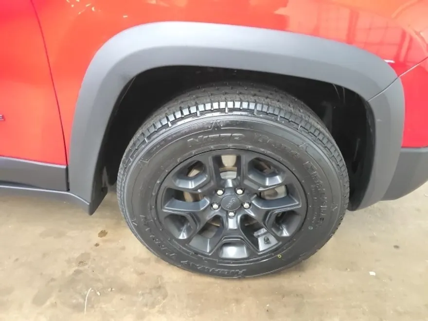 2019 Jeep Cherokee Trailhawk photo 1