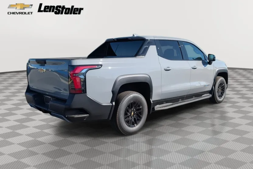 2026 Chevrolet Silverado EV LT photo 1