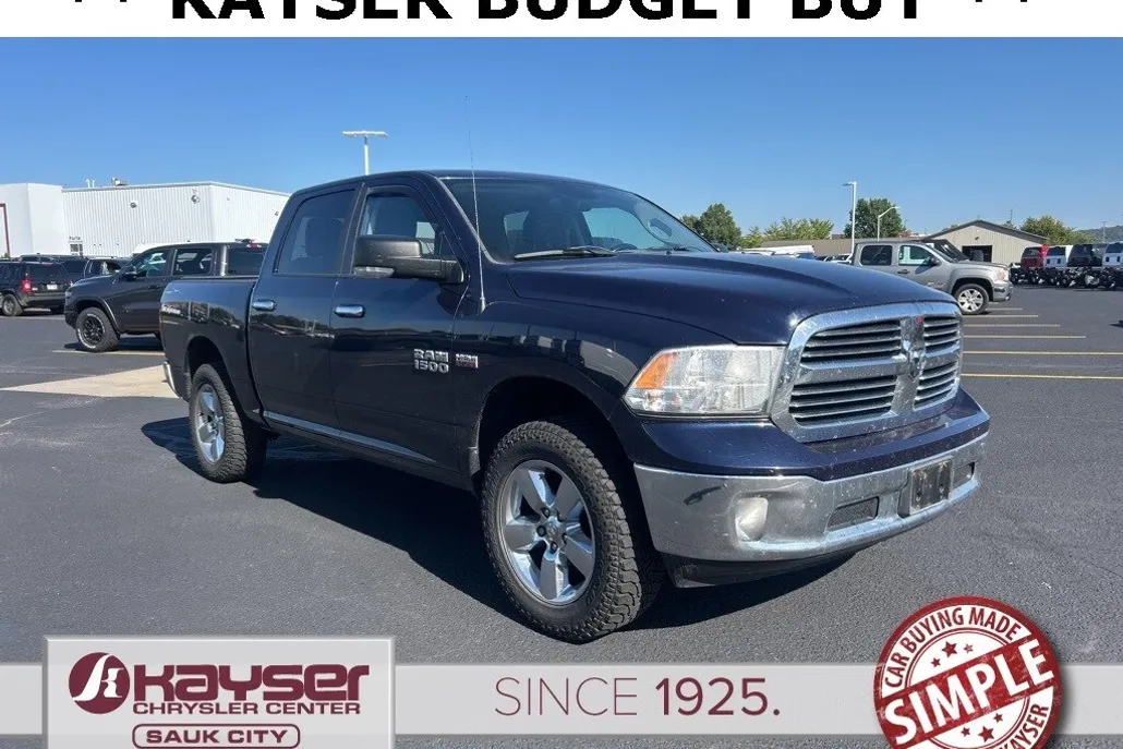 2014 Ram 1500 SLT photo 1