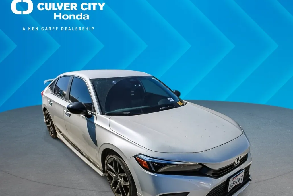 2022 Honda Civic Sport photo 1