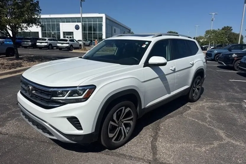 2022 Volkswagen Atlas V6 SEL photo 1
