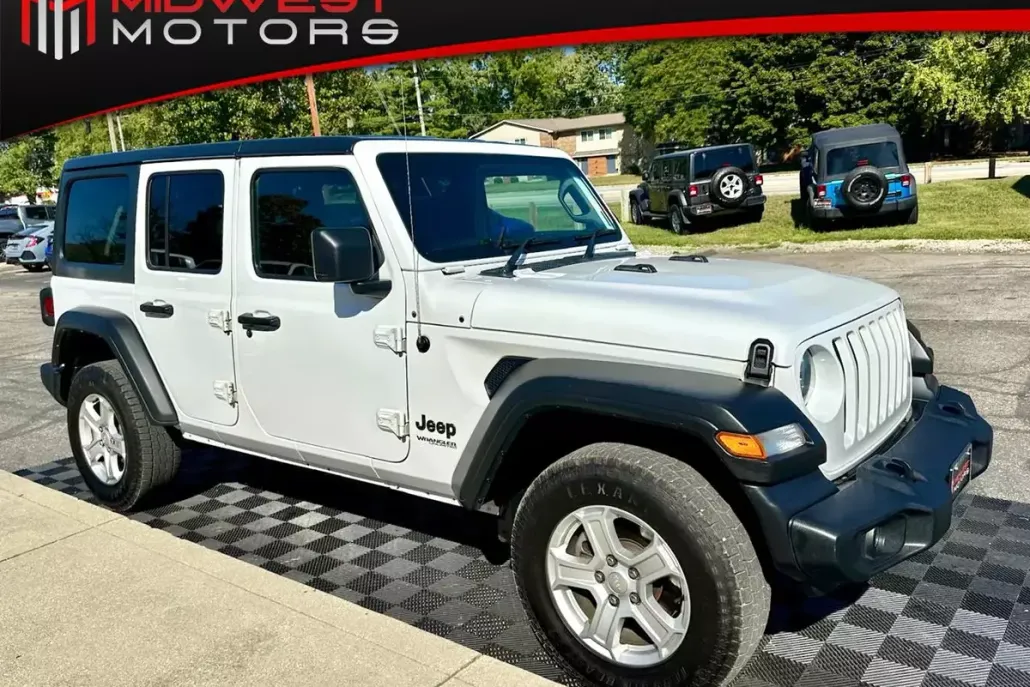 2022 Jeep Wrangler Unlimited Sport RHD photo 1