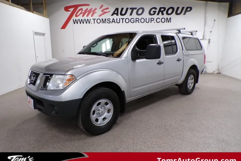 2014 Nissan Frontier S photo 1