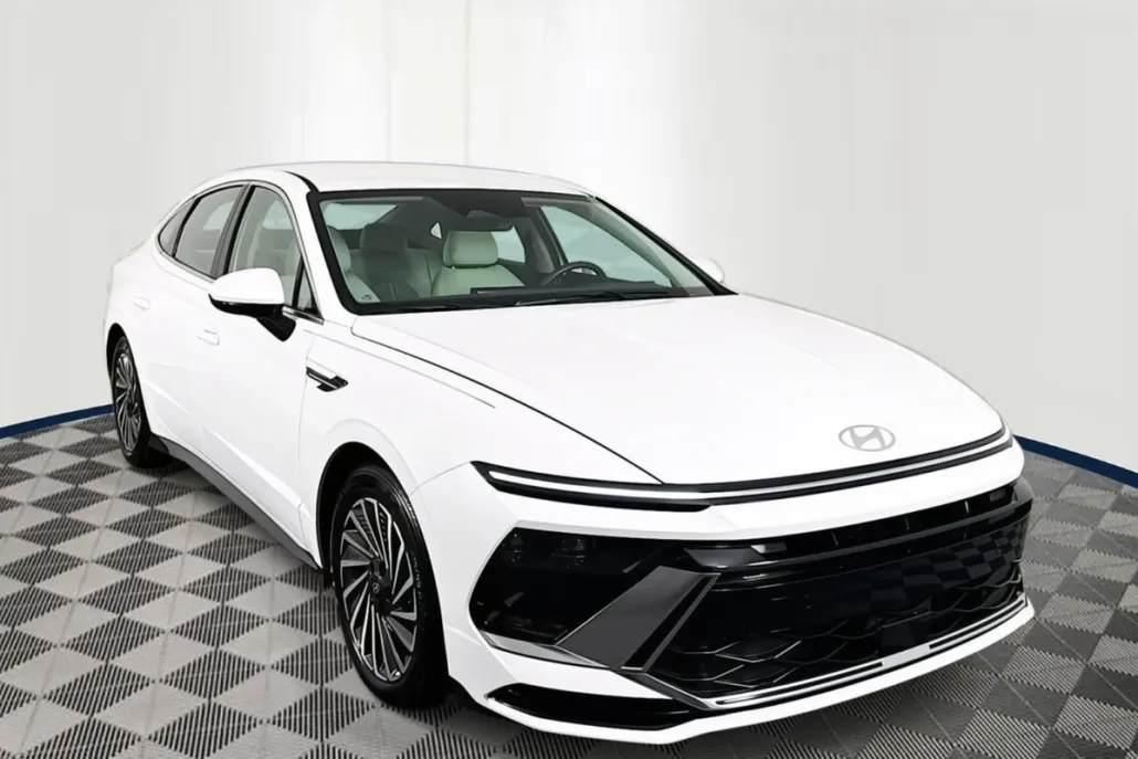 2024 Hyundai Sonata Hybrid SEL photo 1
