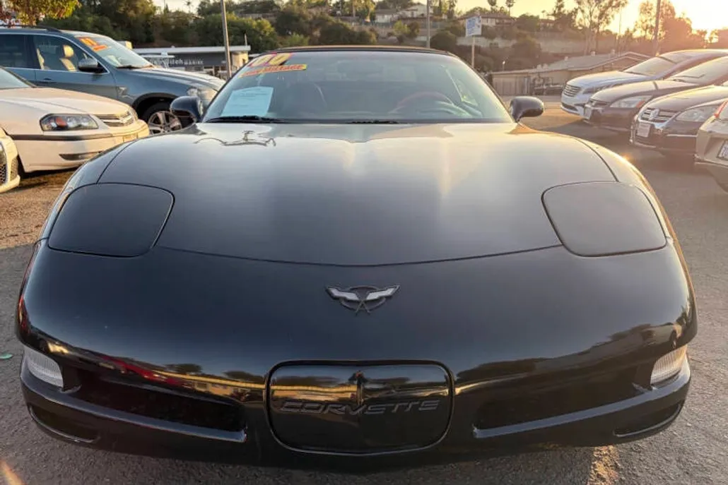 2000 Chevrolet Corvette photo 1