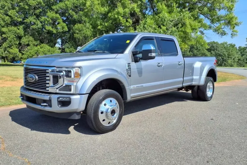 2020 Ford F-450 Platinum photo 1
