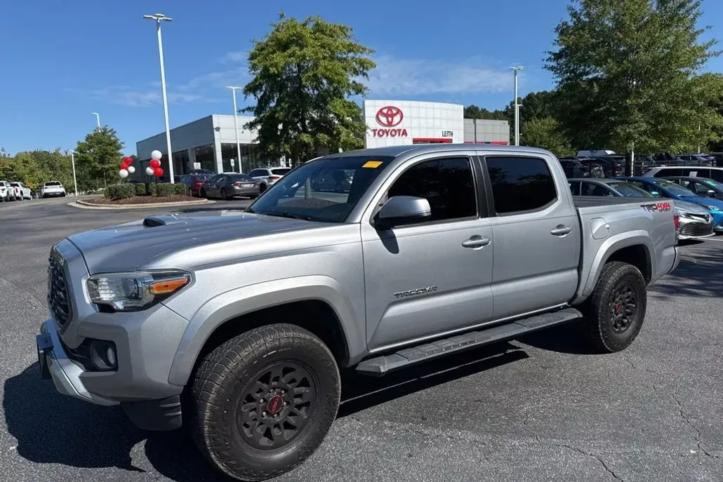 2020 Toyota Tacoma TRD Sport V6 photo 1