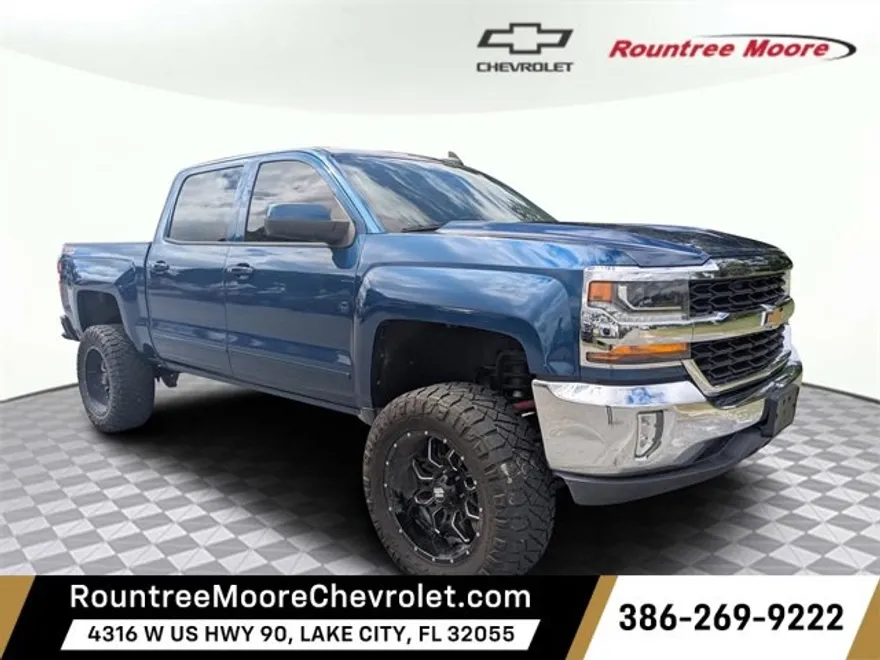 2018 Chevrolet Silverado 1500 LT photo 1