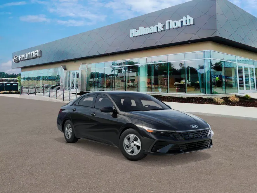 2025 Hyundai Elantra SE photo 1
