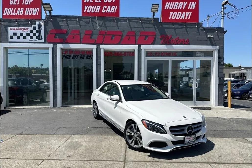 2015 Mercedes Benz C 300 photo 1