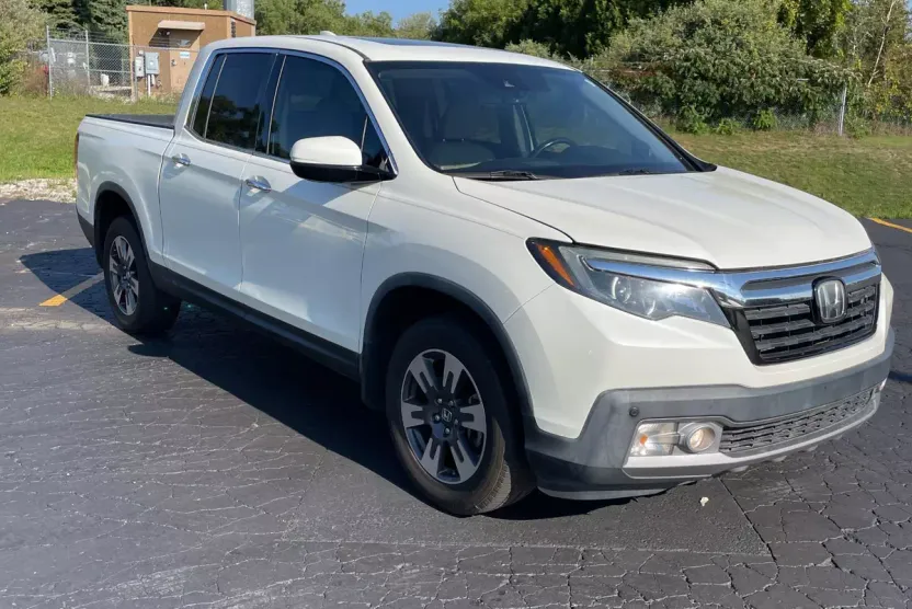 2019 Honda Ridgeline RTL-E photo 1