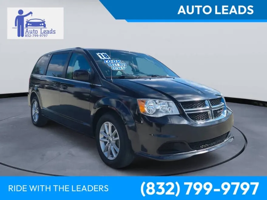 2018 Dodge Grand Caravan SXT photo 1
