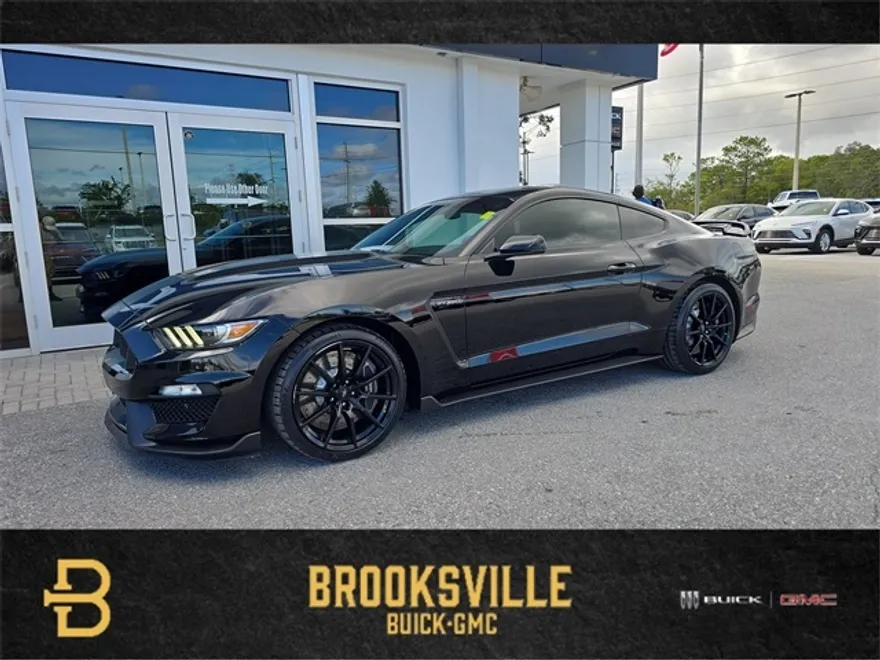2016 Ford Mustang Shelby GT350 photo 1