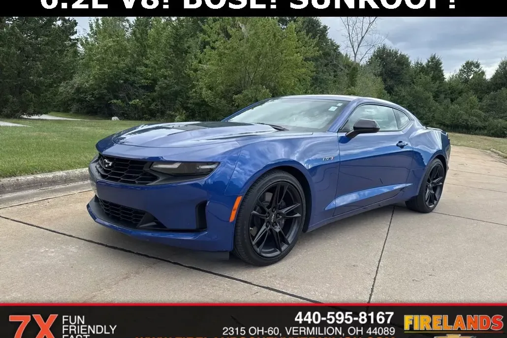 2024 Chevrolet Camaro LT1 photo 1