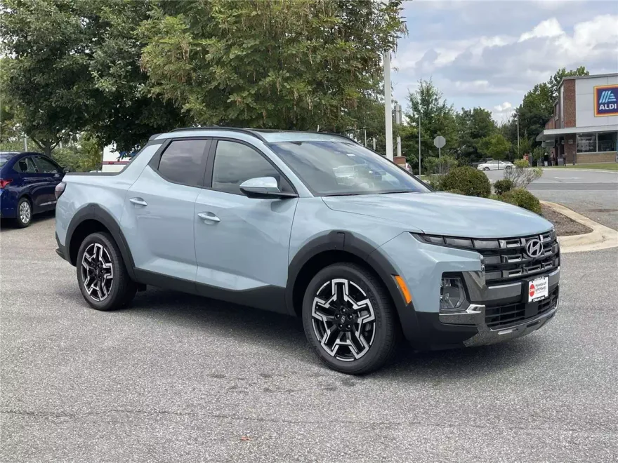 2025 Hyundai Santa Cruz Limited photo 1