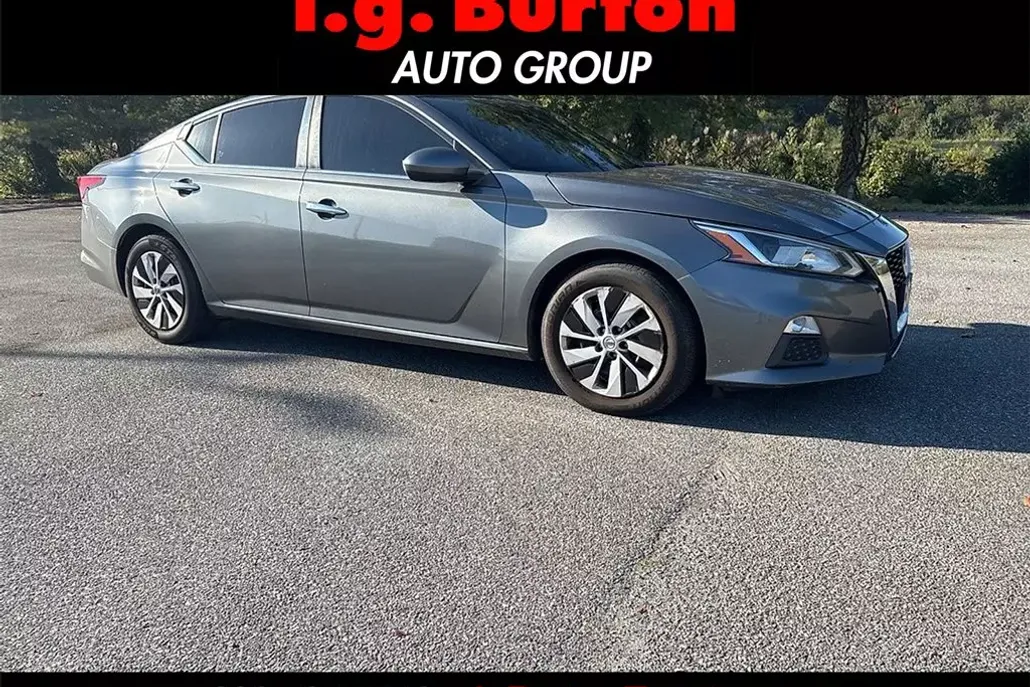 2019 Nissan Altima 2.5 S photo 1