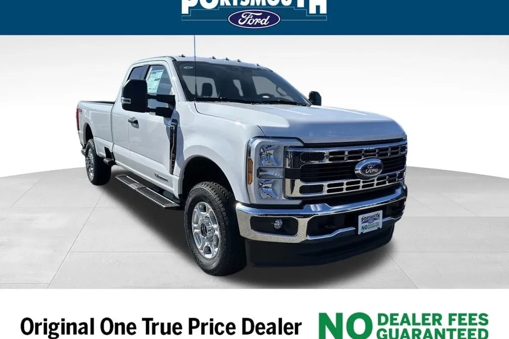 2025 Ford F-350 photo 1