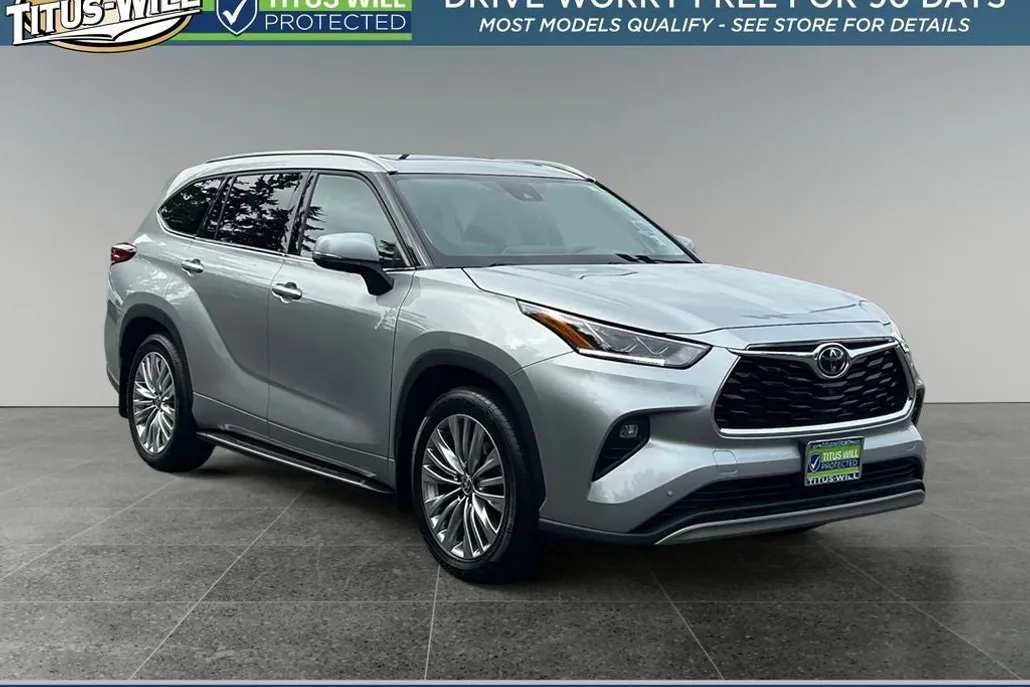 2022 Toyota Highlander Platinum photo 1